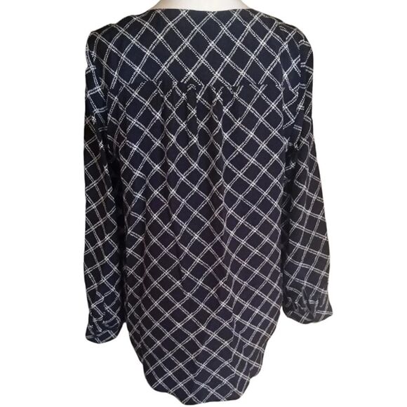 Joie Navy & White Grid Print 100% Silk Pop Over Semi Sheer Blouse Top Size Small - Picture 4 of 10